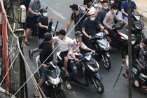 “Giang hồ” hỗn chiến kinh hoàng ở Sài Gòn, 3 người bị thương