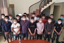 Nhóm đối tượng tại công an.