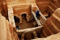 Mở mộ Tào Tháo, chuyên gia xuýt xoa thấy báu vật thất truyền nghìn năm 