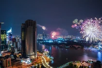 Nhiều tỉnh miền Tây dừng bắn pháo hoa giao thừa Tết Tân Sửu