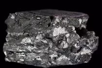 Trung Quốc phát hiện kim loại độc nhưng giá trị hơn cả đất hiếm