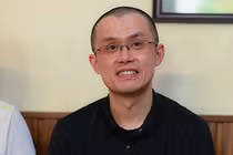 CZ uống cà phê trứng, nói về blockchain ở Hà Nội