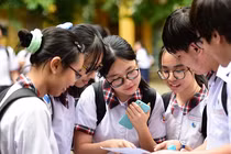 Bộ GD-ĐT lên tiếng thông tin thi trắc nghiệm môn Văn