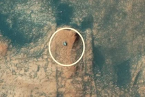 Hình ảnh tàu thăm dò NASA leo núi tìm sự sống trên sao Hỏa