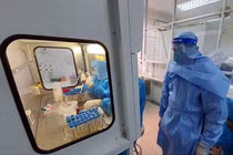 Nóng: Truy vết được 9 trong nhóm 10 người nhập cảnh trái phép