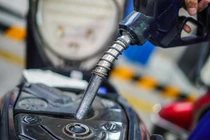 Tước giấy phép thêm 5 doanh nghiệp đầu mối xăng dầu