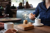 Phát minh mới: Thùng rác phát wifi, thiết bị giảm tiếng ồn nhà vệ sinh