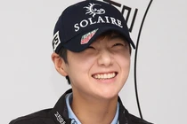 U mê vẻ ngoài phi giới tính của nữ golf thủ bị nhầm là mỹ nam