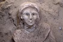 Mở nắp quan tài, phát hoảng xác ướp 2.300 tuổi "mắt mở trừng trừng" 