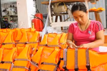 Mặt hàng bất ngờ cháy hàng cơ sở sản xuất làm việc xuyên đêm