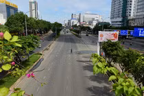 Một tuần giãn cách ở TP.HCM, người dân cầm cự mong dịch Covid-19 sớm qua