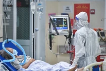 Chủ tịch TP.HCM chấn chỉnh các bệnh viện từ chối F0 nặng