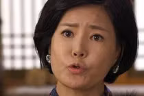 Thông gia tới chơi, mẹ chồng vẫn chì chiết con dâu 'không biết đẻ'