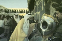 Sự thật sửng sốt về hòn đá thiêng hấp thu tội lỗi của nhân loại 