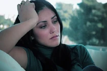 4 cặp vợ chồng cùng lao đao vì cô bạn học đầy quyến rũ của chồng tôi