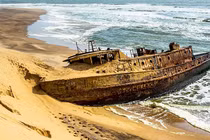 Sự thật sốc về bãi biển "nuốt người" nguy hiểm nhất hành tinh 