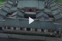 Video : Khu nhà cổ 10.000 tấn nằm trên đầm lầy