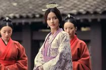 Mỹ nhân đẹp ngang Điêu Thuyền khiến 3 cha con Tào Tháo xiêu lòng