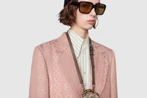 Ngắm bộ đôi bao da AirPods “siêu độc” đắt hơn cả một chiếc iPhone