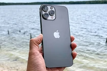 Người Việt mê mệt màu sắc cực đỉnh nào của iPhone 13?