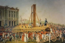 Nhan sắc “cực phẩm” nhưng vị Hoàng hậu này lại bị cắt tóc diễu hành