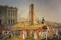 Nhan sắc “cực phẩm” nhưng vị Hoàng hậu này lại bị cắt tóc diễu hành