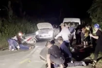 Bị vây bắt, 2 người ôm 15 bánh heroin điên cuồng bắn trả