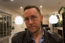 41 tuổi vẫn đi tìm bạn gái còn trinh trắng