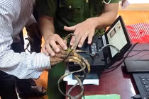 Bí mật ẩn sau bộ móng tay dài nhiều mét của các "dị nhân"