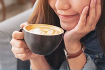 Phát hiện mới về lợi ích kéo dài tuổi thọ của cà phê