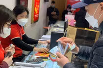 Giá vàng hôm nay 22/4: Vàng tăng không tưởng, chênh quốc tế hơn 16 triệu/lượng