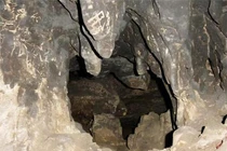 Bí ẩn rùng rợn bên trong "hang nuốt người" đáng sợ nhất Trung Quốc