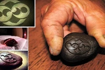 Hình dạng kỳ lạ của hòn đá Roswell lộ bằng chứng về UFO