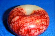 Quật mộ cổ, chuyên gia “sởn da gà” thấy huyết ngọc kỳ quái 