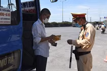 Từ 14/7, người từ các địa phương về Hà Nội cần giấy tờ gì?