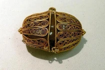 Mổ bụng động vật thấy những loại sỏi này, khác gì vớ được kho báu! 