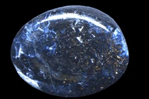 Phát hiện khoáng chất “ngoài vũ trụ” quý hiếm hơn cả kim cương