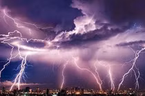 Hiện tượng dông nhiệt trở thành nỗi ác mộng của người Việt Nam