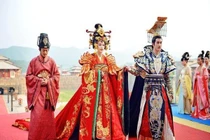 Nhóm người đặc biệt trong đại hôn của vua và hoàng hậu 