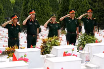 Xúc động, trang nghiêm tại Nghĩa trang Liệt sĩ Vị Xuyên những ngày tháng 7