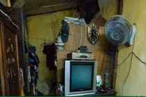 Cuộc sống tại những căn nhà ổ chuột giữa lòng Hà Nội