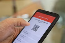 Lý do tiêm vắc xin nhưng chưa hiển thị trên ứng dụng online