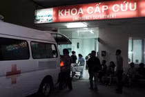 Cụ ông 76 tuổi nhập viện vì thử tư thế táo bạo với người yêu