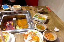 Quản lý nhà hàng buffet phạt khách 200K vì để thừa “rau“