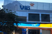 Bị từ chối cho vay, khách ném “lựu đạn khói” vào ngân hàng 