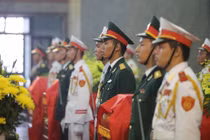 Ảnh: Lễ tang 3 phi công hi sinh vì máy bay trực thăng rơi ở BR-VT