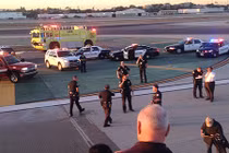 Máy bay chở khách Mỹ nổ lốp khi sắp cất cánh