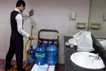 Nước tinh khiết sân bay Tân Sơn Nhất lấy từ… vòi toilet?