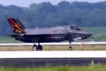 Mỹ chuẩn bị trình làng máy bay đa năng F-35