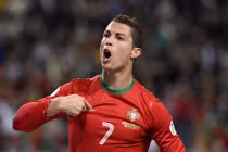 Mỹ - Bồ Đào Nha: Lên tiếng đi Ronaldo!